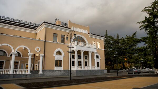 Здание театра в Цхинвале - Sputnik Южная Осетия