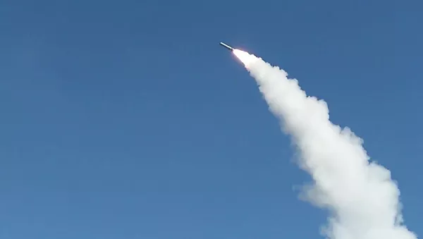 На полигоне в Астраханской области проведен боевой пуск ракеты из комплекса Искандер-М