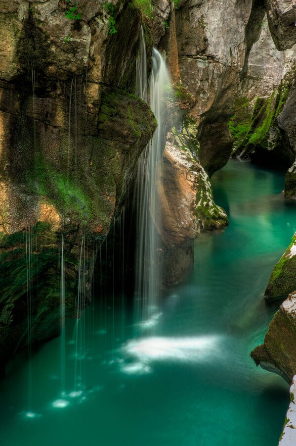 Водопады на реке Соча в Словении - Sputnik Южная Осетия