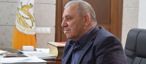 Президент Южной Осетии сменил главу Дзауского района  Президент Южной Осетии сменил главу Дзауского района  - Sputnik Южная Осетия