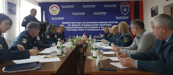 В министерство по Чрезвычайным ситуациям РЮО прибыла делегация МЧС ДНР - Sputnik Южная Осетия