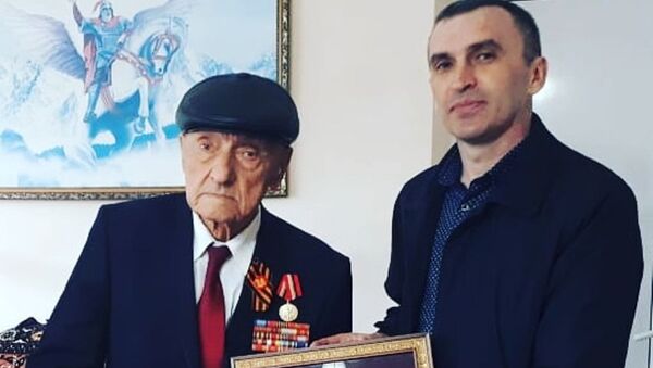 Житель Дур-Дура признан самым пожилым водителем России - Sputnik Южная Осетия