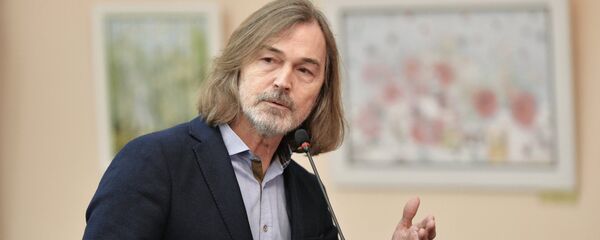 Художник Никас Сафронов  - Sputnik Южная Осетия