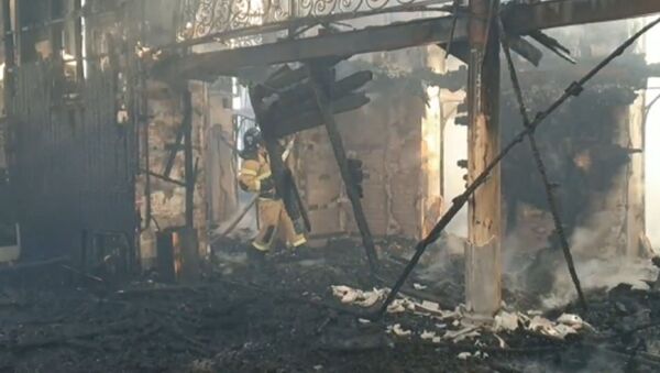Пожар в Гудермесе полностью уничтожил мечеть - Sputnik Южная Осетия