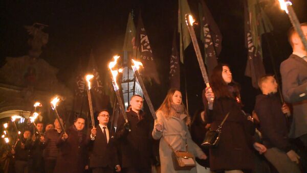 Ультраправые националисты провели факельное шествие у Ясной Горы в Польше - Sputnik Южная Осетия