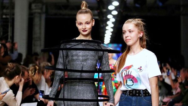 Юные дизайнеры из Осетии приняли участие в модном показе Mercedes-Benz Fashion Week Russia - Sputnik Южная Осетия
