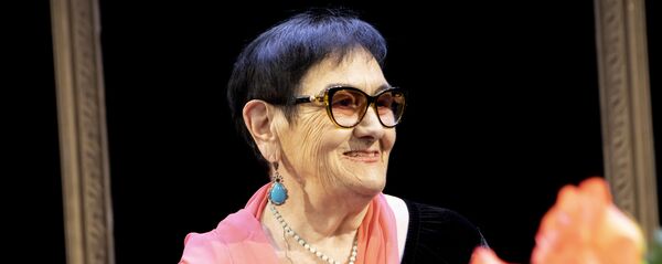 Юбилейный вечер Эвелины Гугкаевой Юбилейный вечер Эвелины Гугкаевой - Sputnik Южная Осетия