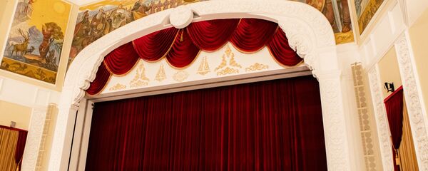 Хуссар Ирыстоны театр цæуы сæрдыгон улæфты Хуссар Ирыстоны театр цæуы сæрдыгон улæфты - Sputnik Хуссар Ирыстон