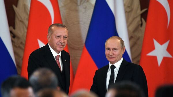 Президент РФ Владимир Путин и президент Турции Реджеп Тайип Эрдоган (слева) - Sputnik Южная Осетия