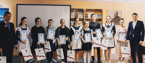 Хуссар Иры хатдзӕгтӕ скодтой Гагарины юбилейӕн нывонд конкурсӕн - Sputnik Хуссар Ирыстон