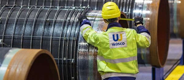 Установка распорок между трубами и армокаркасами для строительства Nord Stream 2  Установка распорок между трубами и армокаркасами для строительства Nord Stream 2  - Sputnik Южная Осетия