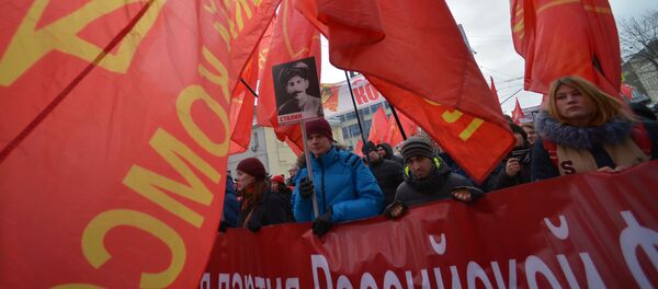 Шествие и митинг, посвященные 98-й годовщине Советской Армии и ВМФ Шествие и митинг, посвященные 98-й годовщине Советской Армии и ВМФ - Sputnik Южная Осетия