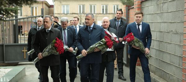 Хуссар Ирмӕ фӕуазӕг сты Ӕхсӕнхицауадон къамисы уӕнгтӕ Хуссар Ирмӕ фӕуазӕг сты Ӕхсӕнхицауадон къамисы уӕнгтӕ - Sputnik Хуссар Ирыстон
