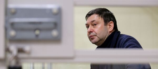 Руководитель портала РИА Новости Украина Кирилл Вышинский в Херсонском апелляционном суде Руководитель портала РИА Новости Украина Кирилл Вышинский в Херсонском апелляционном суде - Sputnik Южная Осетия