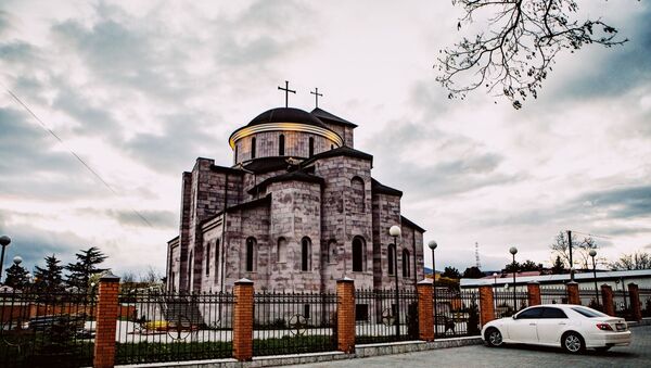Храм Пресвятой Троицы в Цхинвале - Sputnik Южная Осетия