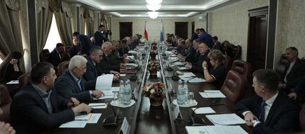 Совещание по вопросам социально-экономического развития Южной Осетии  Совещание по вопросам социально-экономического развития Южной Осетии  - Sputnik Южная Осетия