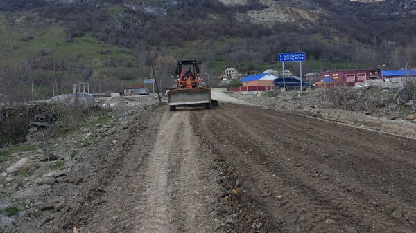 Ремонт дорог в городе Квайса - Sputnik Южная Осетия