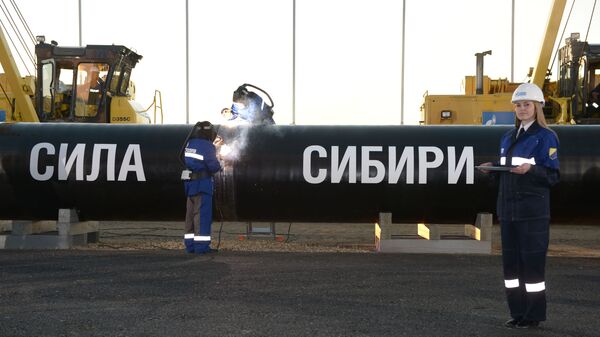 Сварка шва на церемонии соединения первого звена магистрального газопровода Сила Сибири - Sputnik Южная Осетия