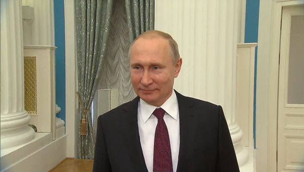 Путин ответил на слова Зеленского о паспортах для россиян - Sputnik Южная Осетия