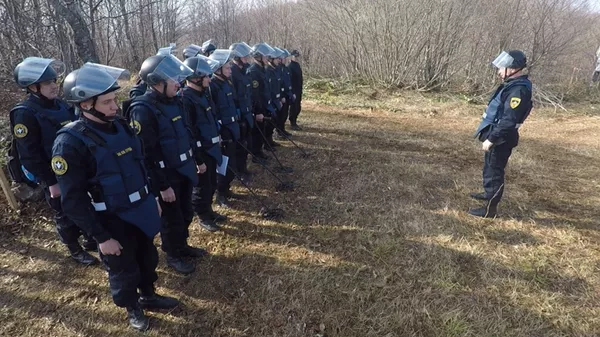 Российские пиротехники очистили в Южной Осетии более 1,5 гектаров земли Российские пиротехники очистили в Южной Осетии более 1,5 гектаров земли - Sputnik Южная Осетия