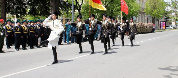 Генеральная репетиция парада Победы прошла в Цхинвале Генеральная репетиция парада Победы прошла в Цхинвале - Sputnik Южная Осетия