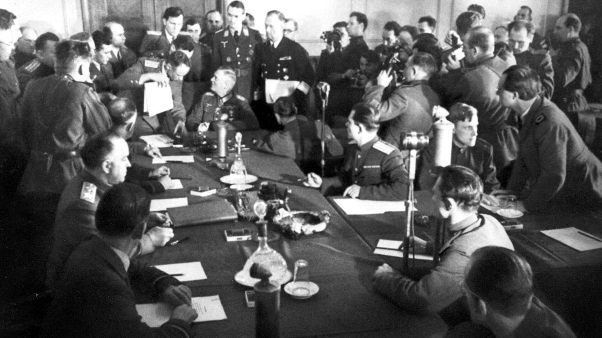 Акт о капитуляции, положивший конец Великой Отечественной войне - Sputnik Южная Осетия, 1920, 07.05.2022