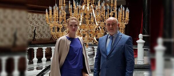 Глава МИД Южной Осетии Дмитрий Медоев и глава МИД ДНР Наталья Никонорова Глава МИД Южной Осетии Дмитрий Медоев и глава МИД ДНР Наталья Никонорова - Sputnik Южная Осетия