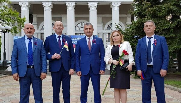 Делегация Южной Осетии на праздновании пятилетия ДНР - Sputnik Южная Осетия