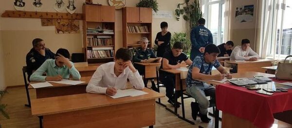 Хуссарирыстойнаг абитуриенттӕ цӕттӕ кӕнынц Уӕрӕсейы УУМ академимӕ ахуырмӕ Хуссарирыстойнаг абитуриенттӕ цӕттӕ кӕнынц Уӕрӕсейы УУМ академимӕ ахуырмӕ - Sputnik Хуссар Ирыстон