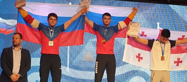 Хуссарирыстойнаг армрестлер рамбылдта Европæйы чемпионат Хуссарирыстойнаг армрестлер рамбылдта Европæйы чемпионат - Sputnik Хуссар Ирыстон