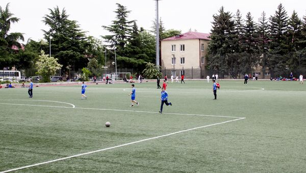Турнир по футболу среди дворовых команд на призы клуба Кожаный мяч - Sputnik Южная Осетия