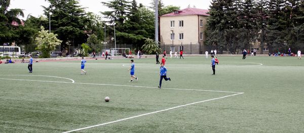 Турнир по футболу среди дворовых команд на призы клуба Кожаный мяч - Sputnik Южная Осетия