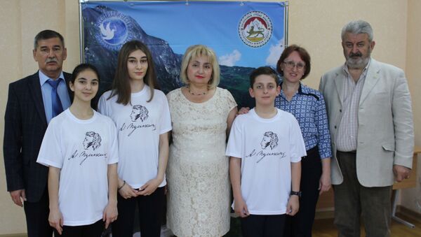 Начинающие поэты и юные чтецы Южной Осетии примут участие в конкурсе Ай да Пушкин! - Sputnik Южная Осетия