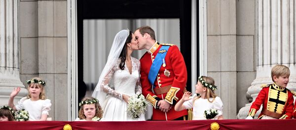 Свадьба принца Уильяма и Кэтрин Миддлтон Свадьба принца Уильяма и Кэтрин Миддлтон - Sputnik Южная Осетия