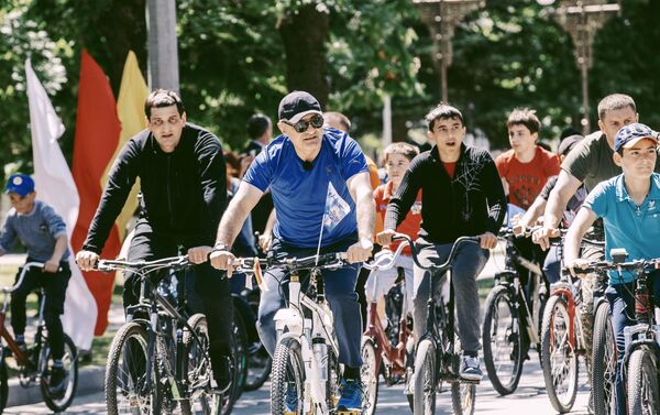 Первый велозабег в Цхинвале Крути педали - Sputnik Южная Осетия