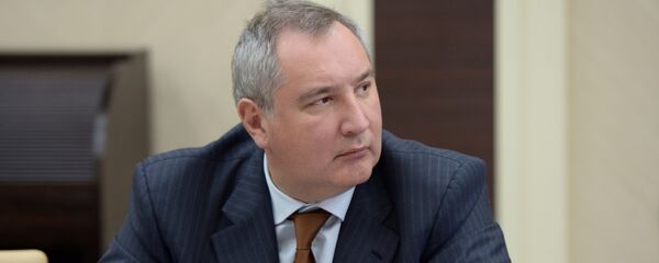 Заместитель председателя правительства РФ Дмитрий Рогозин Заместитель председателя правительства РФ Дмитрий Рогозин - Sputnik Южная Осетия