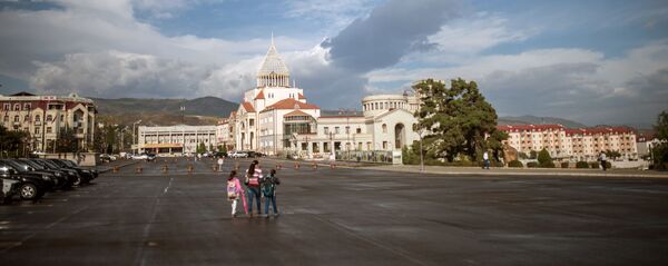 Центр города Степанакерта Республики Нагорный Карабах Центр города Степанакерта Республики Нагорный Карабах - Sputnik Южная Осетия