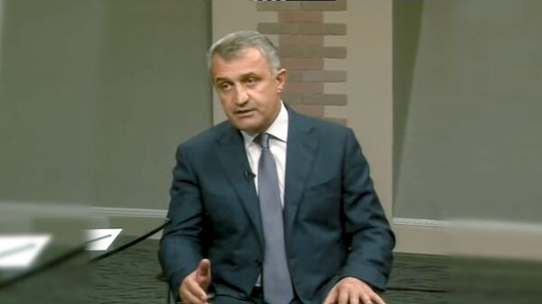 О зависти к Карабаху и выборах без травли: что говорил Бибилов в прямом эфире - Sputnik Южная Осетия