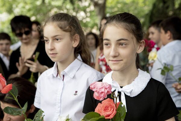 Высокий слог простыми словами и язык космоса: в Цхинвале отметили 220-летие Пушкина Высокий слог простыми словами и язык космоса: в Цхинвале отметили 220-летие Пушкина - Sputnik Южная Осетия