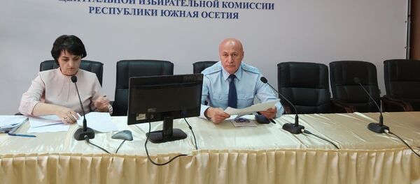 Генпрокурор Южной Осетии Урузмаг Джагаев в пресс-центре ЦИК - Sputnik Южная Осетия