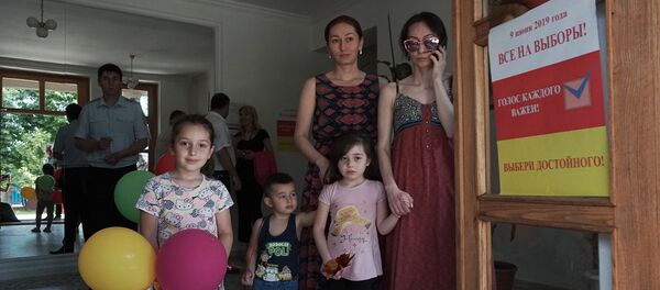 Выборы в парламент РЮО на участках во Владикавказе Выборы в парламент РЮО на участках во Владикавказе - Sputnik Южная Осетия