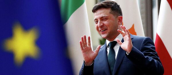 Президент Украины Владимир Зеленский во время визита в Брюссель. Архивное фото Президент Украины Владимир Зеленский во время визита в Брюссель. Архивное фото - Sputnik Южная Осетия