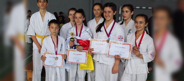 Анна Тедеева – победительница всероссийских соревнований по кёкусинкан Анна Тедеева – победительница всероссийских соревнований по кёкусинкан - Sputnik Южная Осетия