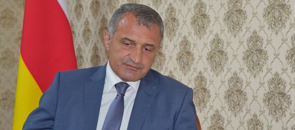 Президент Южной Осетии Анатолий Бибилов  Президент Южной Осетии Анатолий Бибилов  - Sputnik Южная Осетия