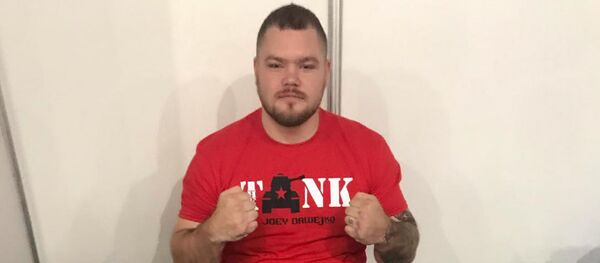 Американский боксёр Джои Давейко Американский боксёр Джои Давейко - Sputnik Южная Осетия