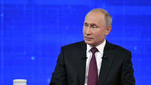 Прямая линия с президентом России Владимиром Путиным - Sputnik Южная Осетия