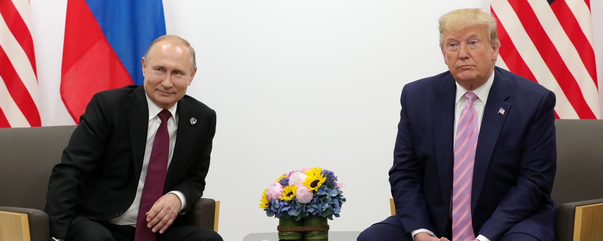 Президенты России и США Владимир Путин и Дональд Трамп. Архивное фото  - Sputnik Южная Осетия, 1920, 09.08.2025