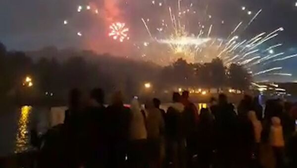 Видео взрыва на салюте в День Независимости в Минске - Sputnik Южная Осетия
