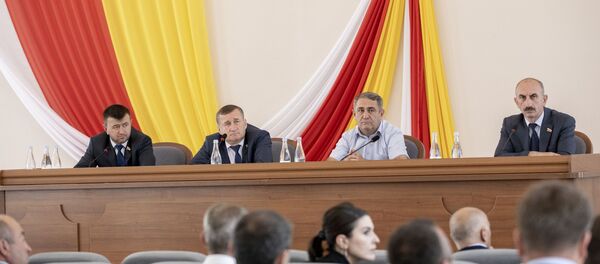 Хуссар Иры парламент бадзурдзӕн Паддзахадон думӕмӕ, цӕмӕй банымайой ирӕтты геноцид Хуссар Иры парламент бадзурдзӕн Паддзахадон думӕмӕ, цӕмӕй банымайой ирӕтты геноцид - Sputnik Хуссар Ирыстон