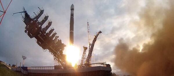 С космодрома Плесецк стартовала ракета Союз-2.1В с 4 военными спутниками С космодрома Плесецк стартовала ракета Союз-2.1В с 4 военными спутниками - Sputnik Южная Осетия